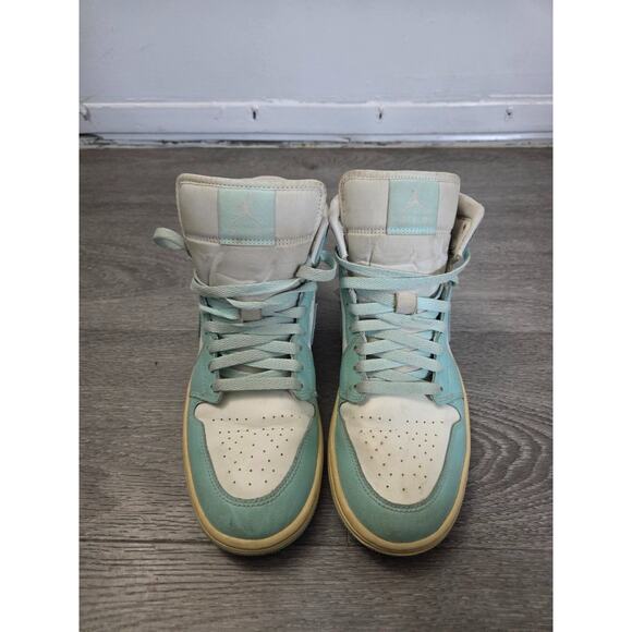 Air Jordan 1 Mid Women's Shoes Sail-Light Dew-Muslin BQ6472-132 - Picture 4 of 7